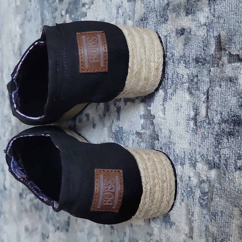 Skechers Memory Foam 11w Wore Once For An Hour. E… - image 4